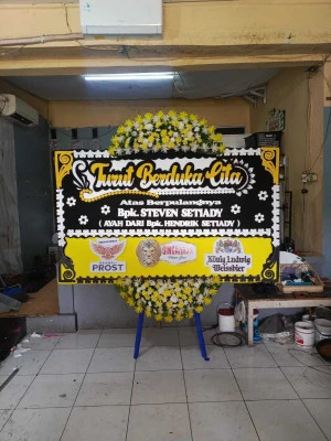 Papan Bunga di Ngareanak Singorojo